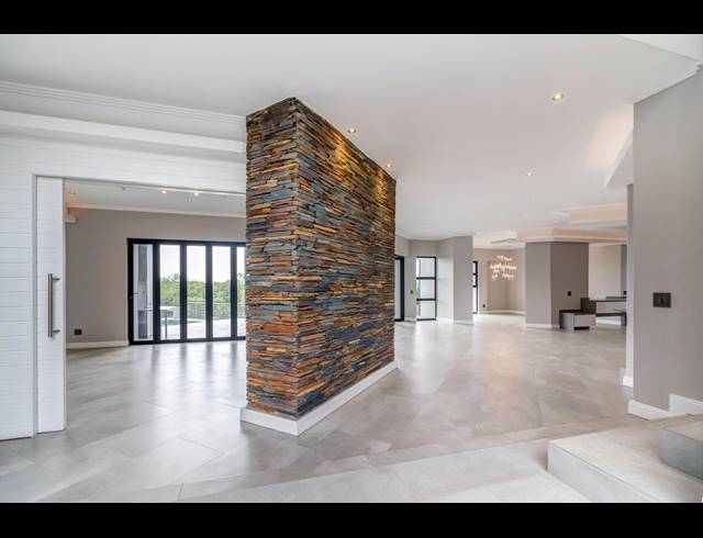 5 BEDROOM HOUSE FOR SALE IN STEYN CITY